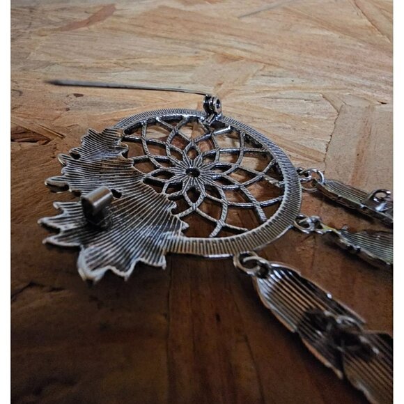 Large Dream Catcher Jeweled Brooch with Dangling Feathers 4 - Picture 7 of 8
